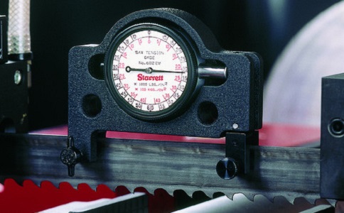 昌邑锯切钛合金用双金属带锯条还是硬质合金带锯条？